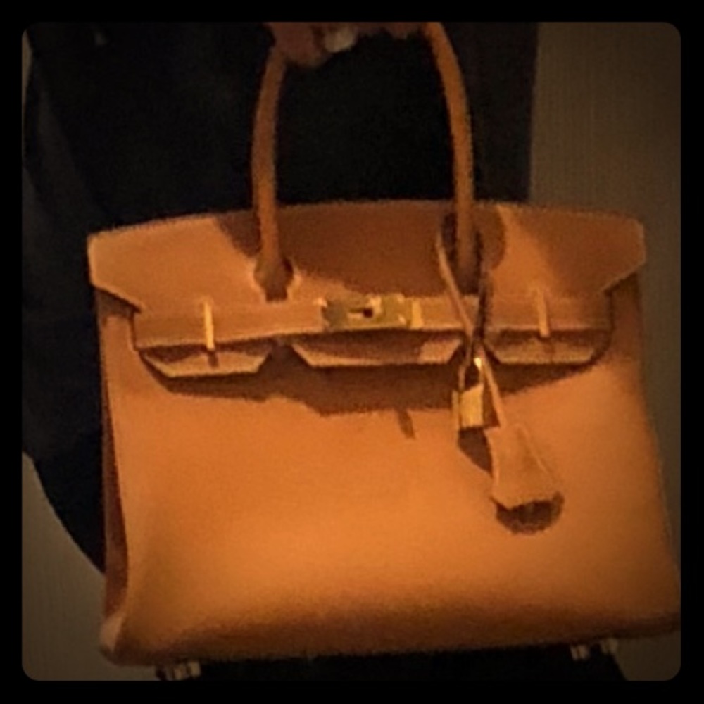 Meet your Posher, Ali